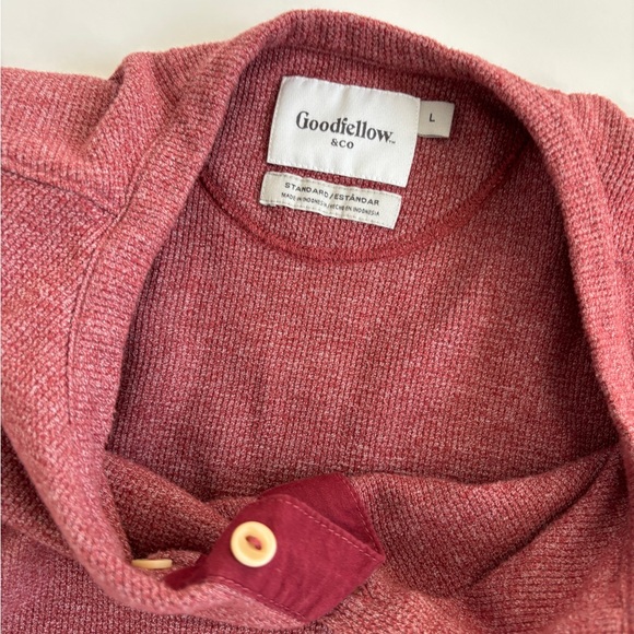 Red Goodfellow and Co Henley. Men’s large - Picture 3 of 3